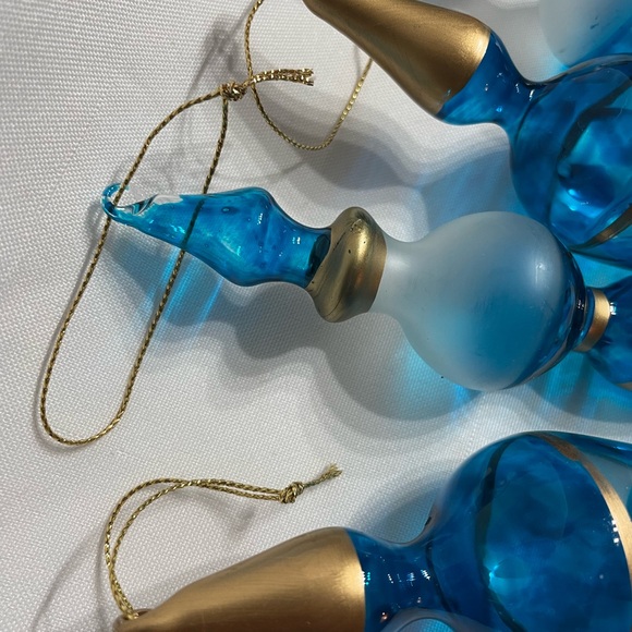 Set of 5 Blue & Gold Glass Ornaments Great Condition - Picture 6 of 6